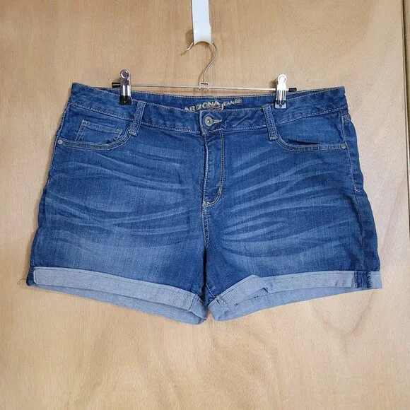 Arizona Jean Co 17 Cuffed Jean Shorts - Picture 1 of 6